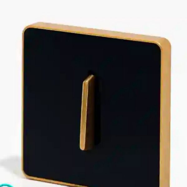 کلید تک پل آسیا الکتریک مدل یاقوت (قاب دور مشکی میانی طلایی)